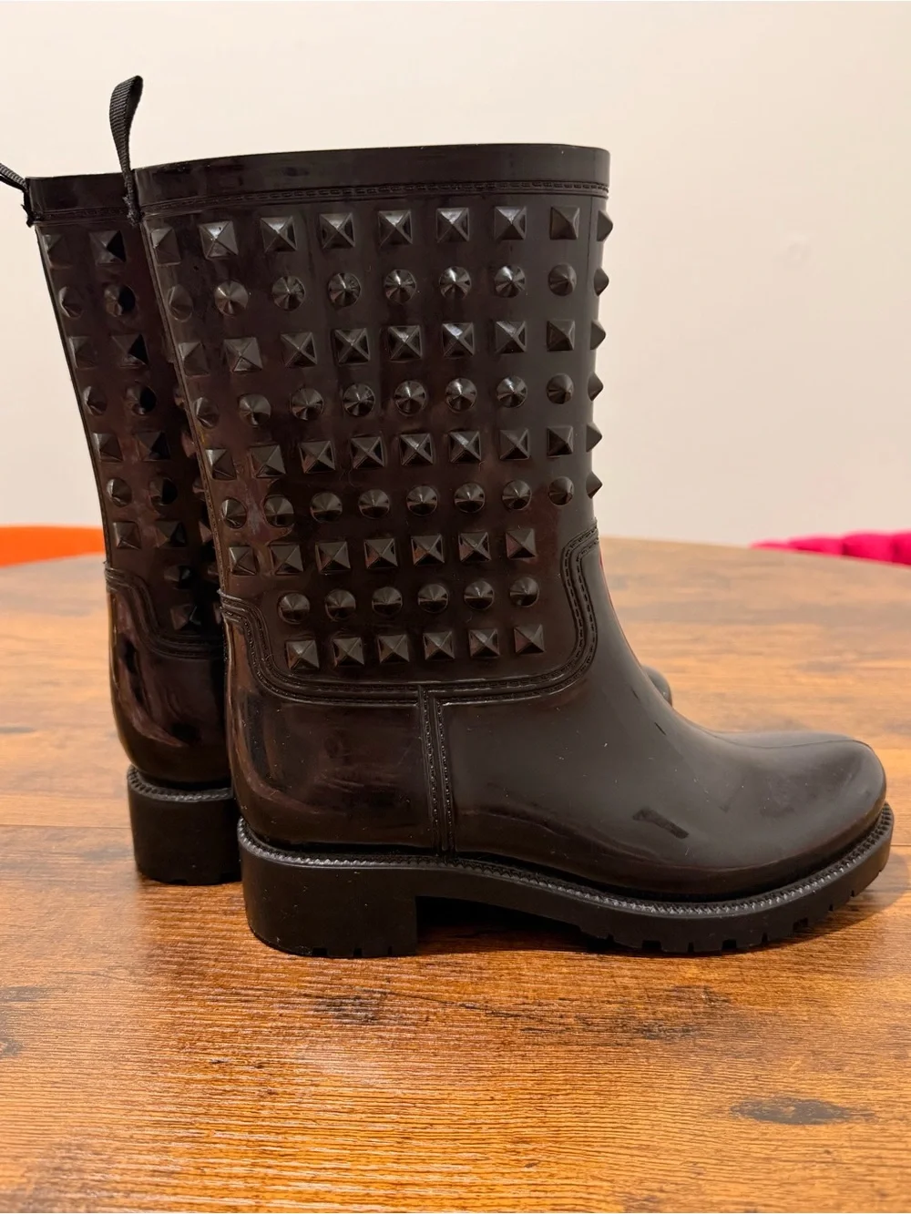 Capelli of New York Black Glossy Studded Short Rain Boots Size 6